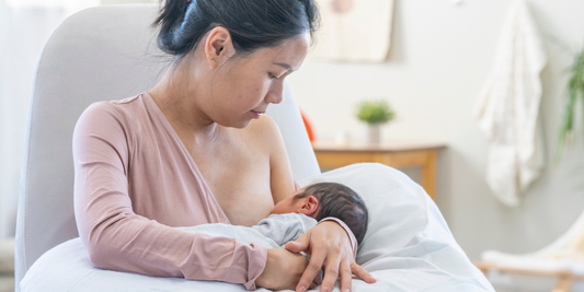 Clogged Ducts, Mastitis & the Breast Microbiome: What Every Breastfeeding Mom Should Know