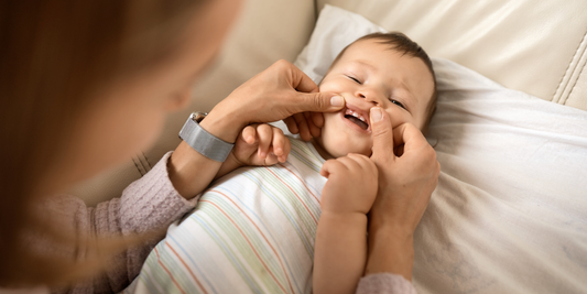 How to Navigate Your Baby's Teething Phase